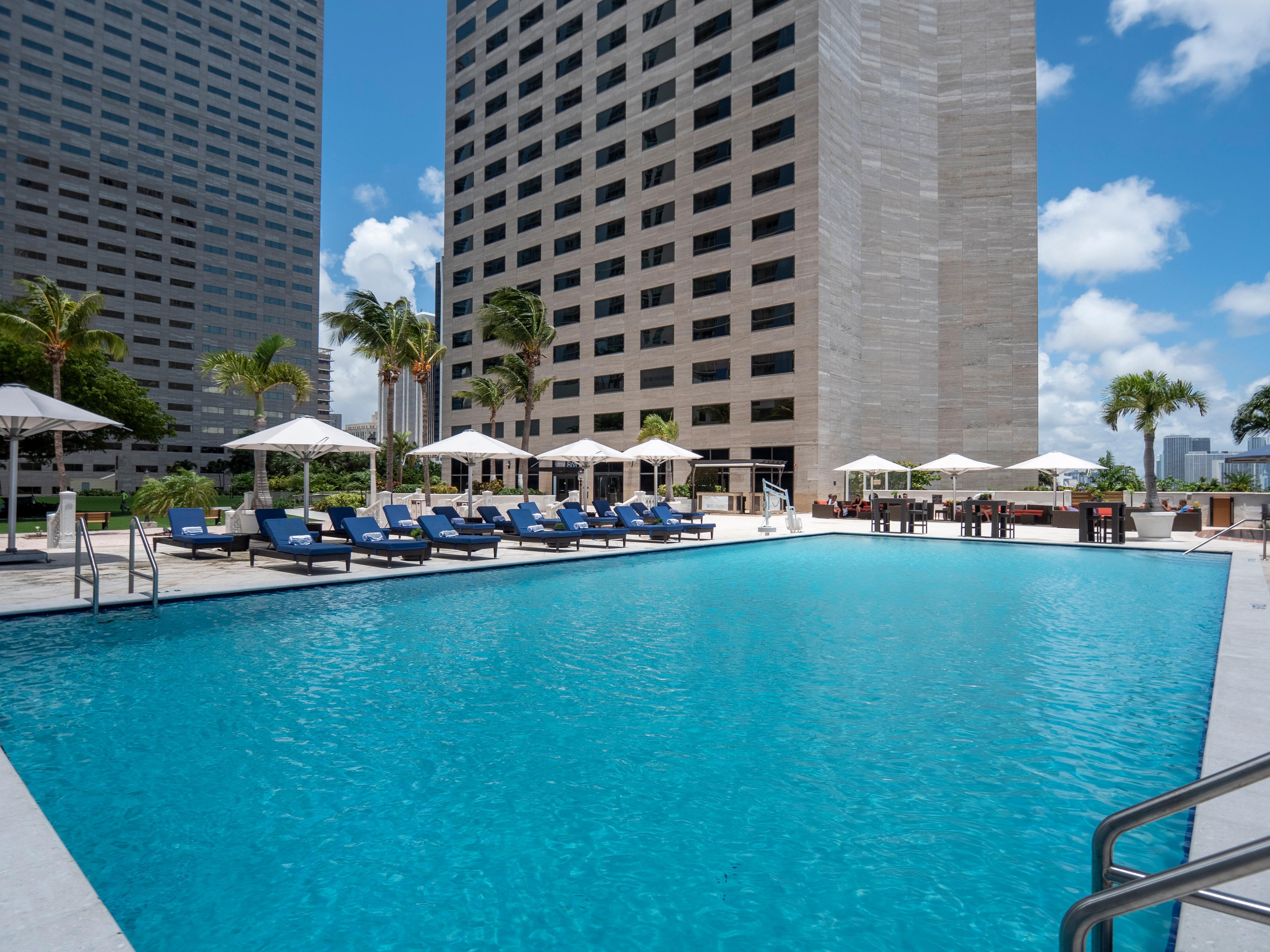 Intercontinental Miami By Ihg Hotel Exterior photo The swimming pool at the hotel
