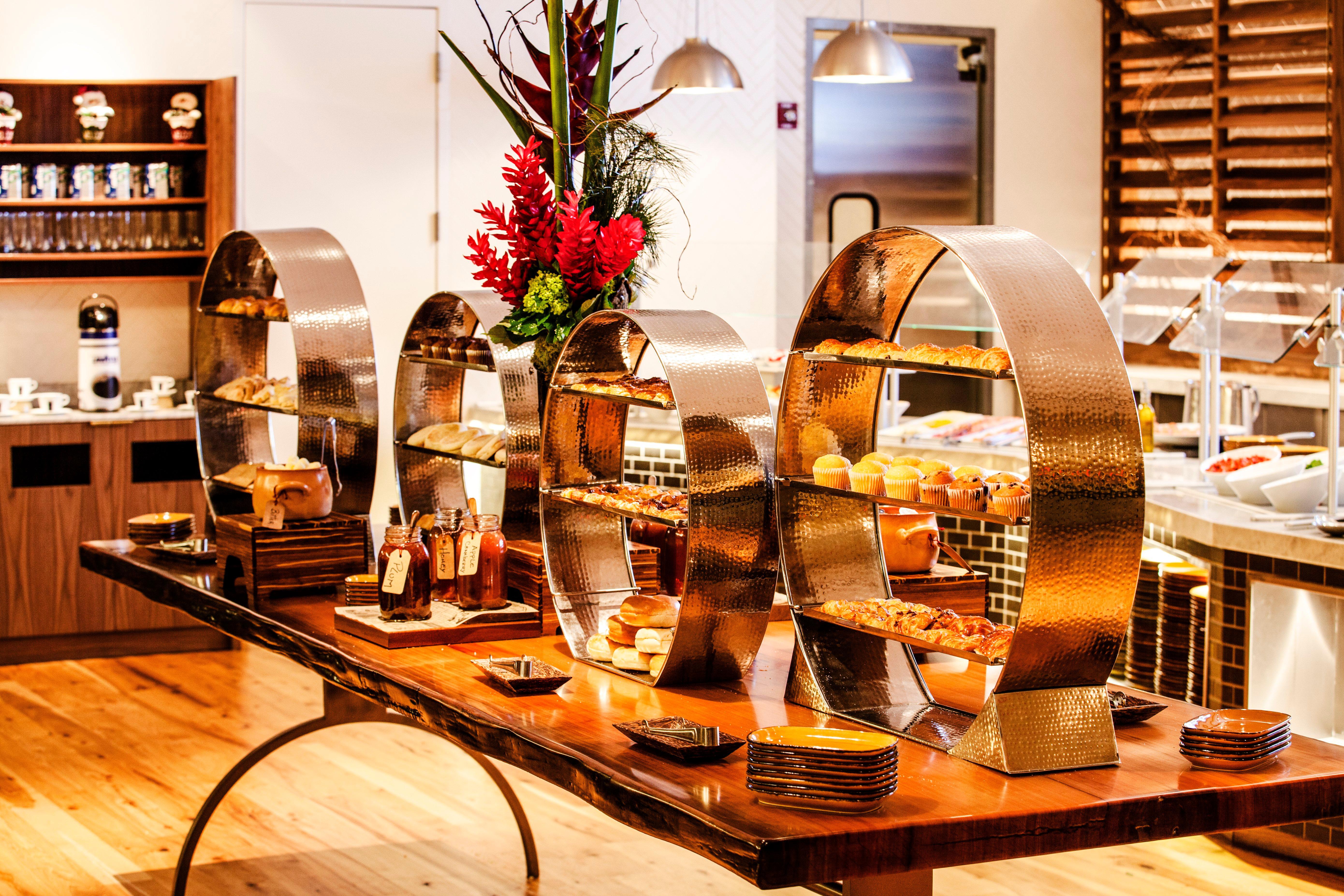 Intercontinental Miami By Ihg Hotel Exterior photo A buffet at a hotel