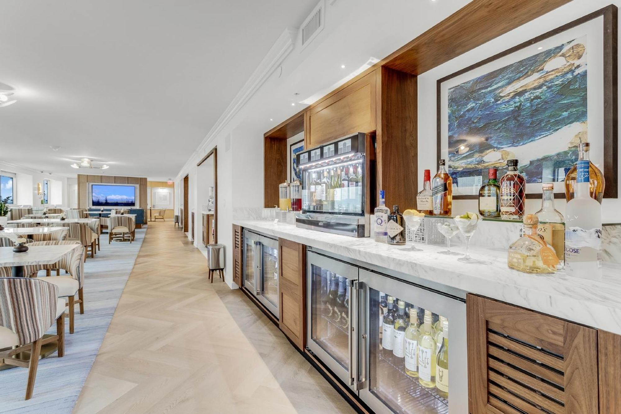 Intercontinental Miami By Ihg Hotel Exterior photo The bar at the lounge